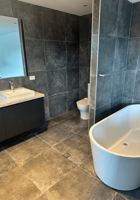 Gallery of professional caulking & cleaning projects by Zaka Caulking & Cleaning